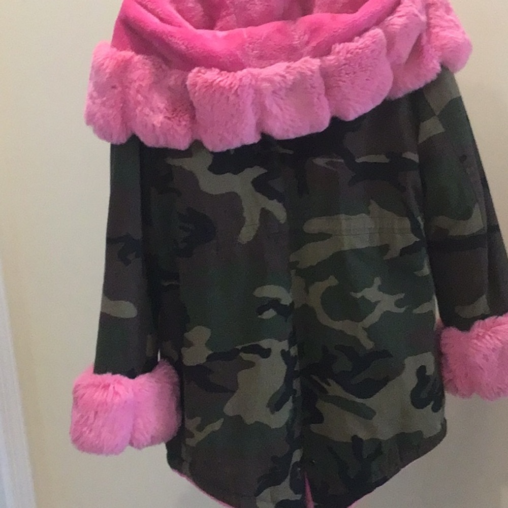 ASA Fashion Group pink and camouflage women’s coat size L - Picture 3 of 7